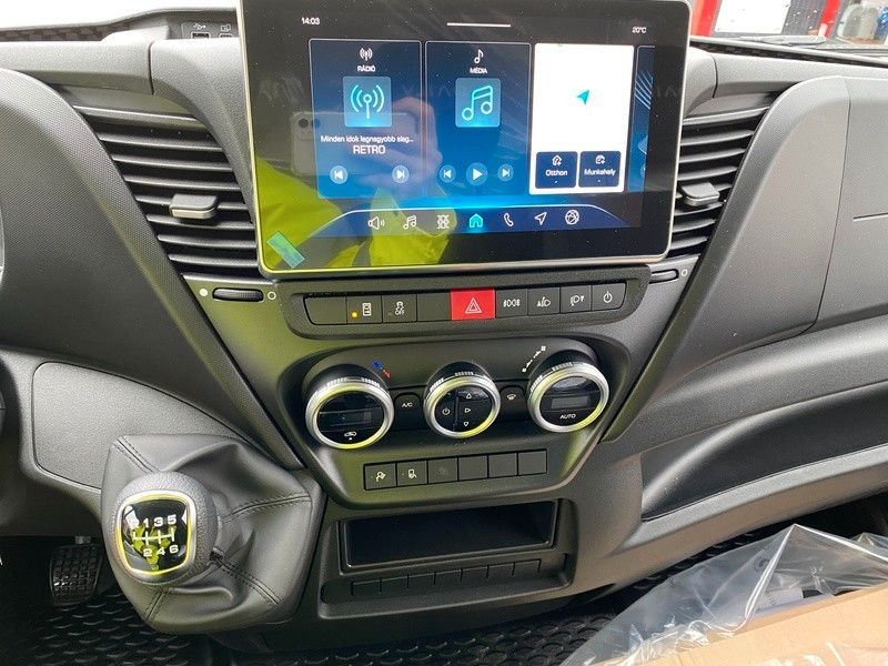 Iveco 35C18H - Furgon: 3 kép. Iveco 35C18H - Furgon: 3 kép.