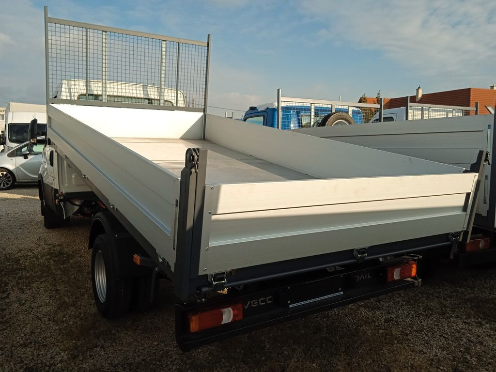 Iveco Daily 35C18H Dreiseitenkipper Iveco Daily 35C18H Dreiseitenkipper - Billenőplatós kisteherautó: 3 kép. Iveco Daily 35C18H Dreiseitenkipper Iveco Daily 35C18H Dreiseitenkipper - Billenőplatós kisteherautó: 3 kép.