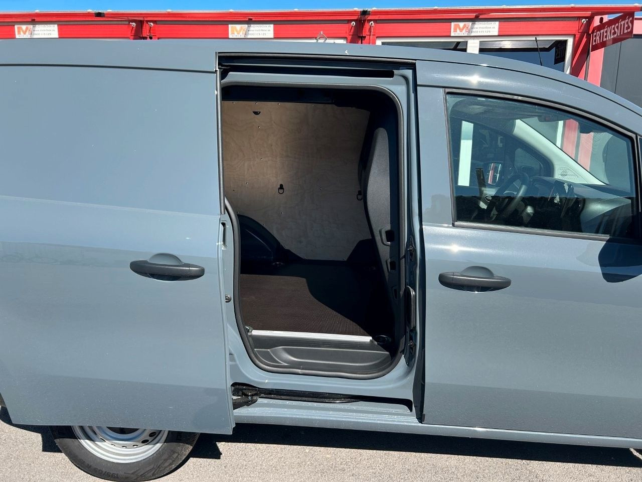 Mercedes-Benz Citan Kasten 112 CDI lang - Kis furgon: 4 kép. Mercedes-Benz Citan Kasten 112 CDI lang - Kis furgon: 4 kép.