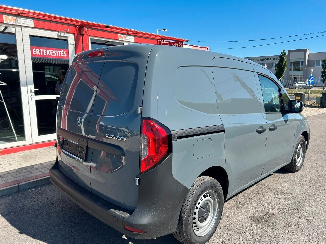 Mercedes-Benz Citan Kasten 112 CDI lang - Kis furgon: 2 kép. Mercedes-Benz Citan Kasten 112 CDI lang - Kis furgon: 2 kép.