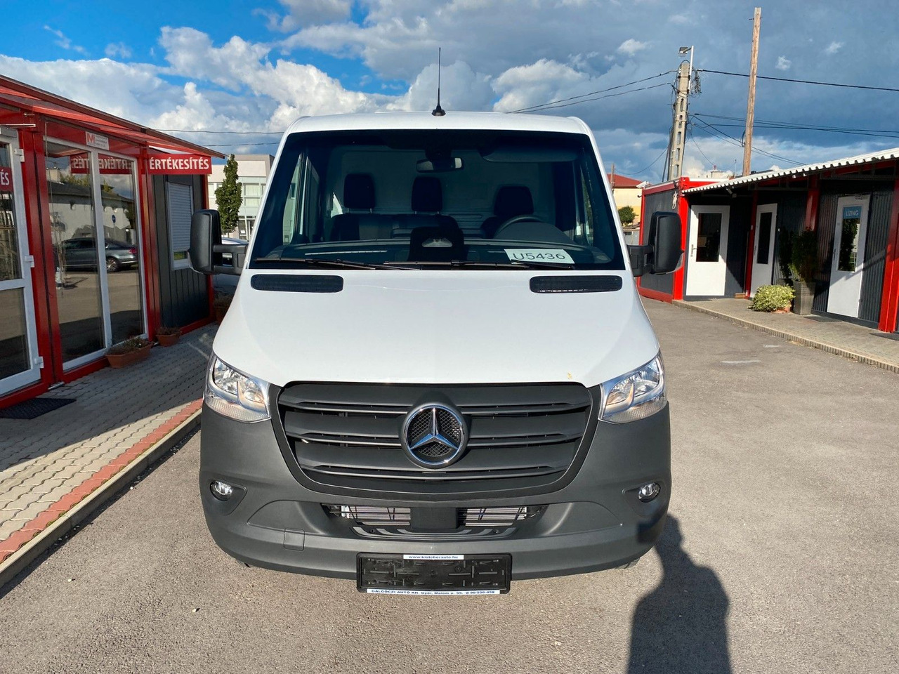 Mercedes-Benz Sprinter 519 Koffer - Dobozos kisteherautó: 1 kép. Mercedes-Benz Sprinter 519 Koffer - Dobozos kisteherautó: 1 kép.