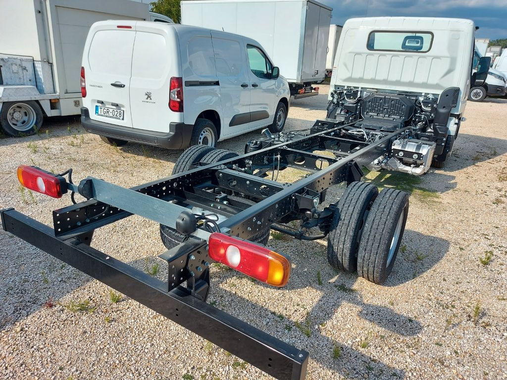 Mitsubishi Canter Fuso Fahrgestell mit wählbar Aufbau Mitsubishi Canter Fuso Fahrgestell mit wählbar Aufbau - Alvaz teherautó: 3 kép. Mitsubishi Canter Fuso Fahrgestell mit wählbar Aufbau Mitsubishi Canter Fuso Fahrgestell mit wählbar Aufbau - Alvaz teherautó: 3 kép.