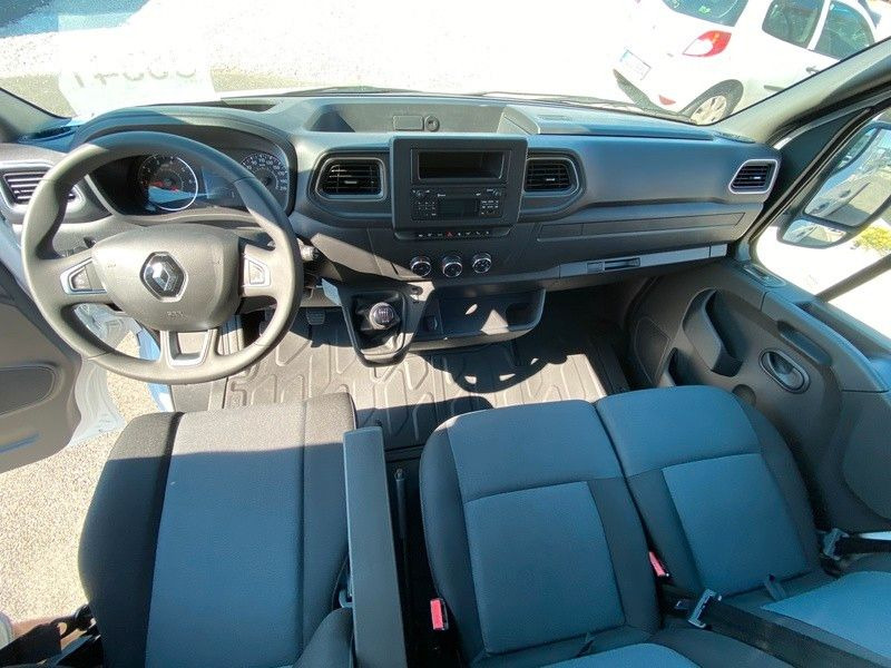 Új Furgon Renault Master L4H2 P5 4,5 t Renault Master L4H2 P5 4,5 t: 7 kép.