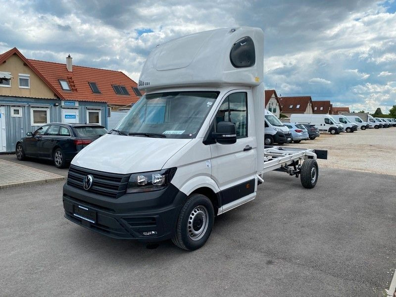 Volkswagen Crafter Pritsche Pritsche 35 lang FWD - Platós kisteherautó: 1 kép. Volkswagen Crafter Pritsche Pritsche 35 lang FWD - Platós kisteherautó: 1 kép.