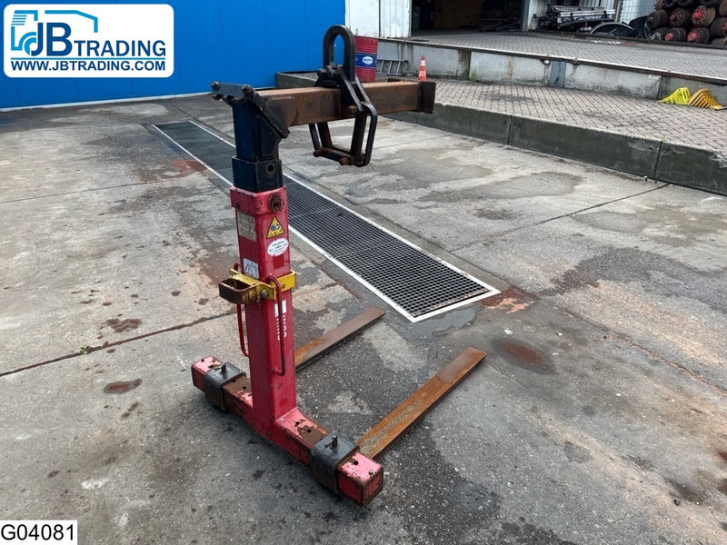 Hiab Pallethaak - Adapterek: 1 kép. Hiab Pallethaak - Adapterek: 1 kép.