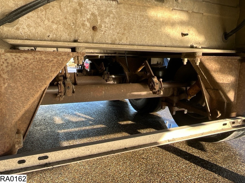 Félpótkocsi billenőplatós Benalu kipper: 7 kép. Félpótkocsi billenőplatós Benalu kipper: 7 kép.