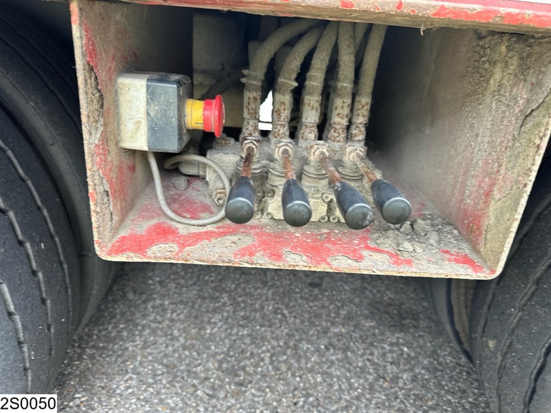 Castera Lowbed 45.000 kg - Félpótkocsi mélybölcsős: 5 kép. Castera Lowbed 45.000 kg - Félpótkocsi mélybölcsős: 5 kép.