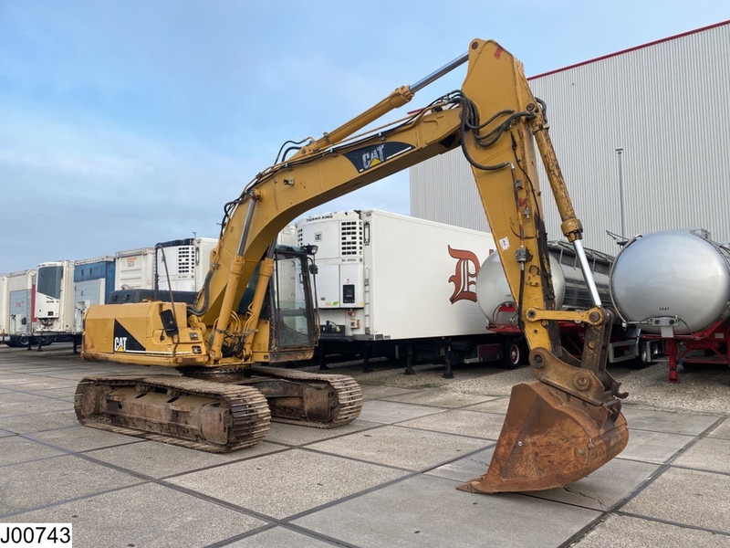Caterpillar 318 B 86 KW, Crawler Excavator - Lánctalpas kotró: 2 kép. Caterpillar 318 B 86 KW, Crawler Excavator - Lánctalpas kotró: 2 kép.