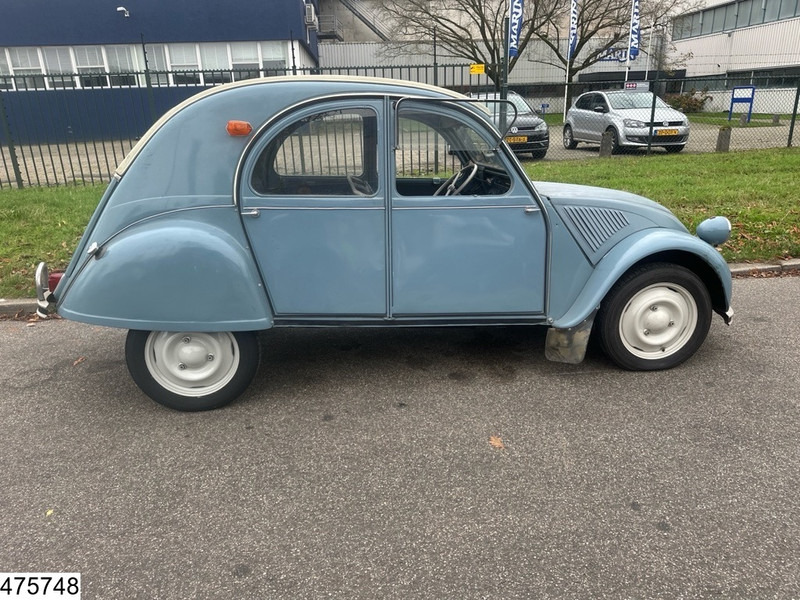 Citroën ? 2CV - Autó: 4 kép. Citroën ? 2CV - Autó: 4 kép.
