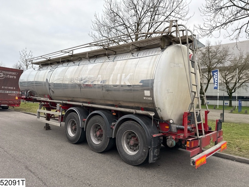Clayton Chemie 30.000 Liters - Tartályos félpótkocsi: 2 kép. Clayton Chemie 30.000 Liters - Tartályos félpótkocsi: 2 kép.