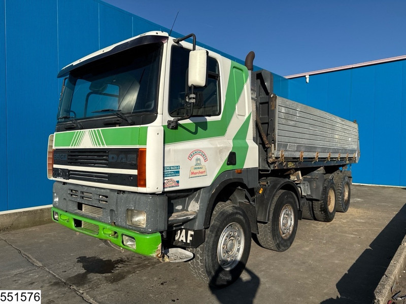 DAF 85 CF 430 8x4, EURO 2, Manual, Steelsuspension - Billenőplatós teherautó: 2 kép. DAF 85 CF 430 8x4, EURO 2, Manual, Steelsuspension - Billenőplatós teherautó: 2 kép.
