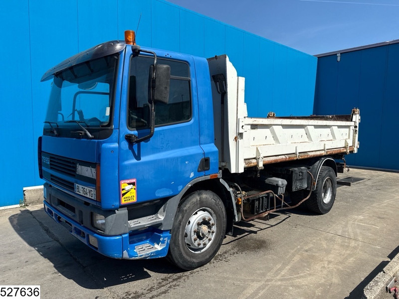 DAF CF 290 Manual, Steelsuspension - Billenőplatós teherautó: 2 kép. DAF CF 290 Manual, Steelsuspension - Billenőplatós teherautó: 2 kép.