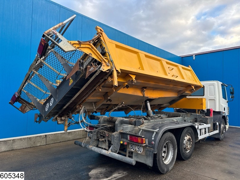 DAF CF 380 6x2, Manual, Tipper, Spreader - Billenőplatós teherautó: 2 kép. DAF CF 380 6x2, Manual, Tipper, Spreader - Billenőplatós teherautó: 2 kép.