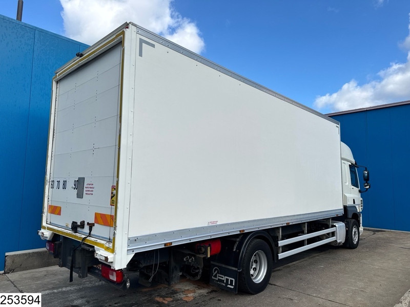 DAF CF 480 EURO 6, Standairco - Dobozos felépítményű teherautó: 2 kép. DAF CF 480 EURO 6, Standairco - Dobozos felépítményű teherautó: 2 kép.