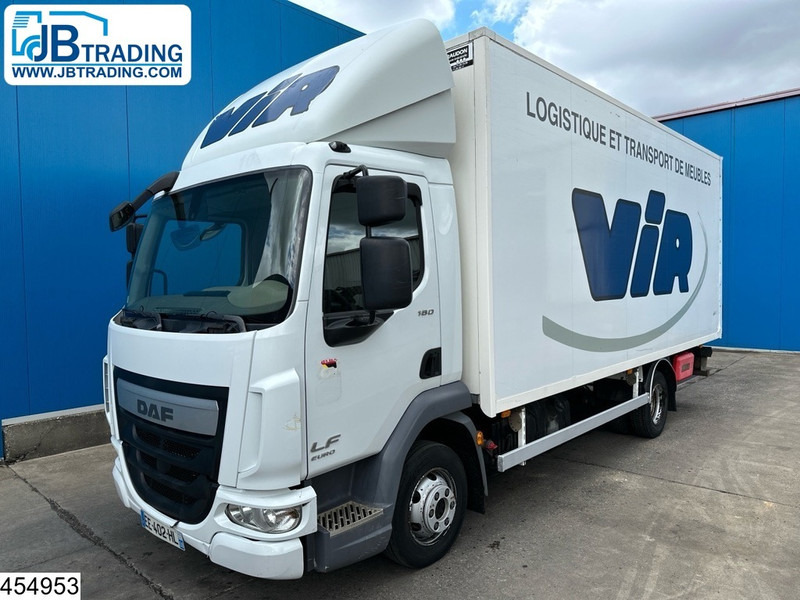DAF LF 180 EURO 6 - Dobozos felépítményű teherautó: 1 kép. DAF LF 180 EURO 6 - Dobozos felépítményű teherautó: 1 kép.
