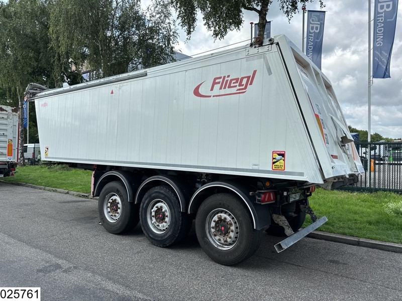 Fliegl kipper - Félpótkocsi billenőplatós: 3 kép. Fliegl kipper - Félpótkocsi billenőplatós: 3 kép.