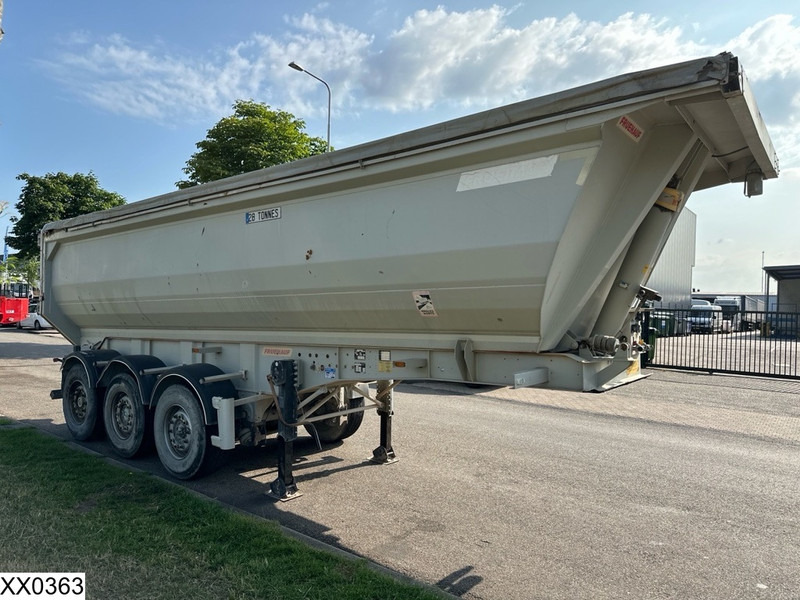 Fruehauf kipper - Félpótkocsi billenőplatós: 5 kép. Fruehauf kipper - Félpótkocsi billenőplatós: 5 kép.