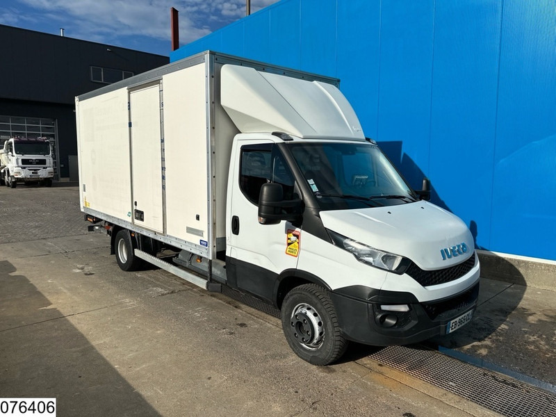 Iveco Daily 70C14 CNG EURO 6, Dhollandia, CNG - Dobozos felépítményű teherautó: 3 kép. Iveco Daily 70C14 CNG EURO 6, Dhollandia, CNG - Dobozos felépítményű teherautó: 3 kép.