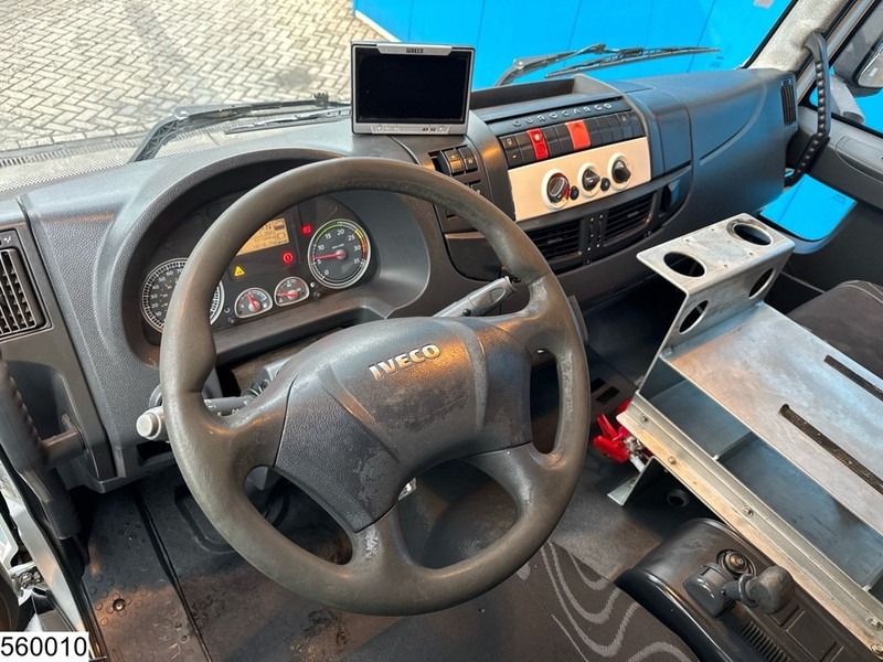 Iveco Euro cargo EURO 5, Fuel, 13.390 Liter, 4 Comp - Tartályos teherautó: 5 kép. Iveco Euro cargo EURO 5, Fuel, 13.390 Liter, 4 Comp - Tartályos teherautó: 5 kép.