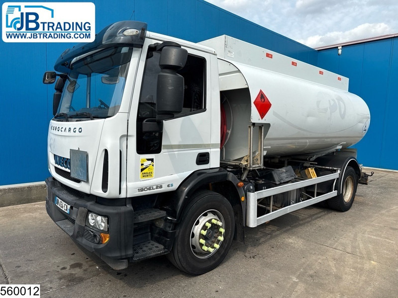 Iveco Eurocargo 190EL28 EURO 5, FUEL, 13390 liter, 4 Comp, Magyar - Tartályos teherautó: 1 kép. Iveco Eurocargo 190EL28 EURO 5, FUEL, 13390 liter, 4 Comp, Magyar - Tartályos teherautó: 1 kép.