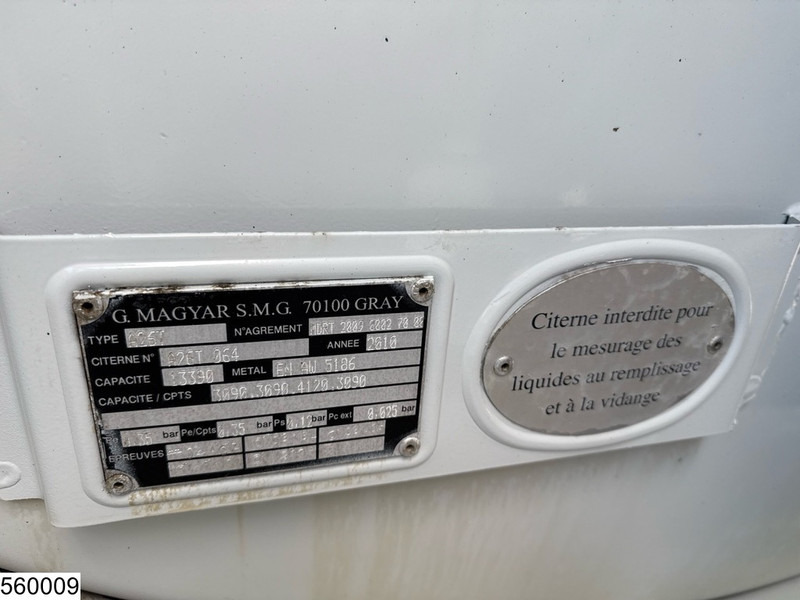 Iveco Eurocargo 190EL28 EURO 5, Fuel, 13390 liter, 4 Comp - Tartályos teherautó: 5 kép. Iveco Eurocargo 190EL28 EURO 5, Fuel, 13390 liter, 4 Comp - Tartályos teherautó: 5 kép.