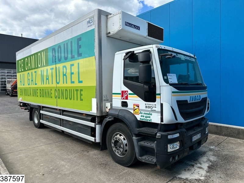 Iveco Stralis 330 CNG CNG, EURO 6, Retarder, Manual - Hűtős teherautó: 2 kép. Iveco Stralis 330 CNG CNG, EURO 6, Retarder, Manual - Hűtős teherautó: 2 kép.