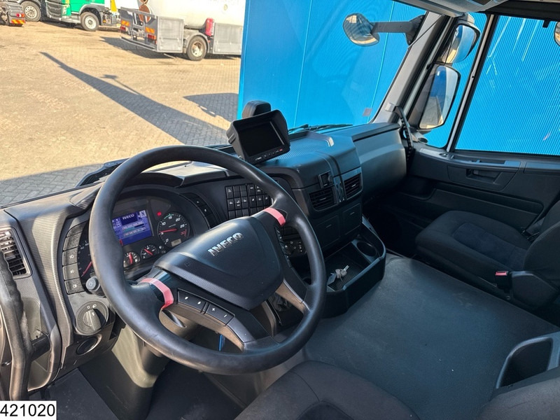 Iveco Stralis 400 CNG 6X2, EURO 6, Retarder, CNG - Hűtős teherautó: 5 kép. Iveco Stralis 400 CNG 6X2, EURO 6, Retarder, CNG - Hűtős teherautó: 5 kép.