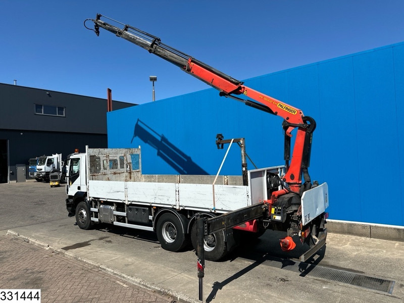Iveco Trakker 360 6X4, EURO 6, Steel suspension, Palfinger - Platós teherautó, Darus autó: 4 kép. Iveco Trakker 360 6X4, EURO 6, Steel suspension, Palfinger - Platós teherautó, Darus autó: 4 kép.