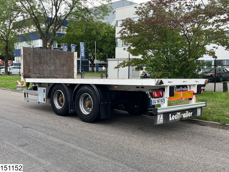 Lecitrailer Middenas - Platós pótkocsi: 3 kép. Lecitrailer Middenas - Platós pótkocsi: 3 kép.