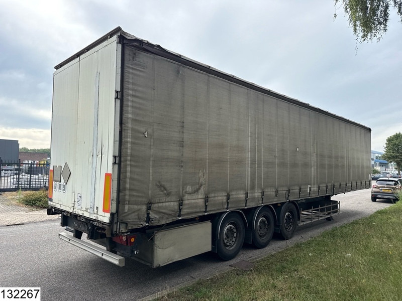 Lecitrailer Tautliner - Ponyvás félpótkocsi: 4 kép. Lecitrailer Tautliner - Ponyvás félpótkocsi: 4 kép.