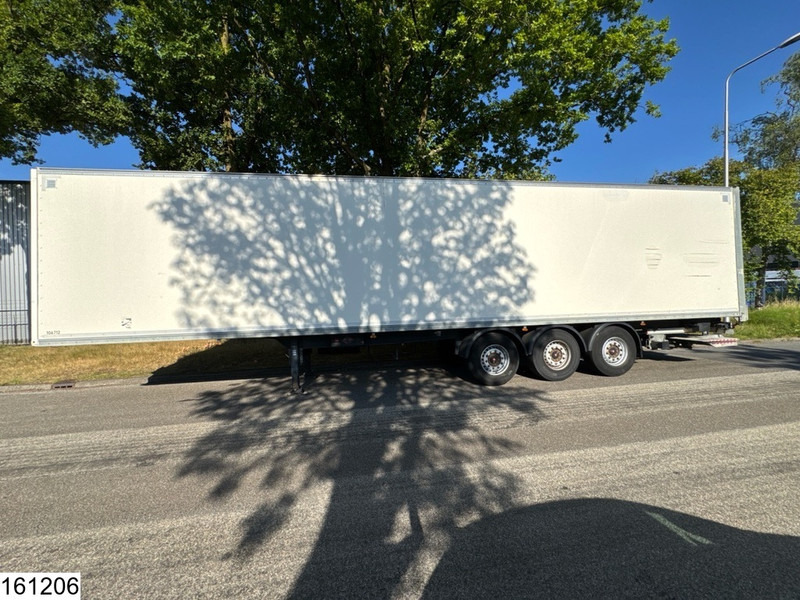 Lecitrailer gesloten bak Dhollandia - Félpótkocsi dobozos: 2 kép. Lecitrailer gesloten bak Dhollandia - Félpótkocsi dobozos: 2 kép.