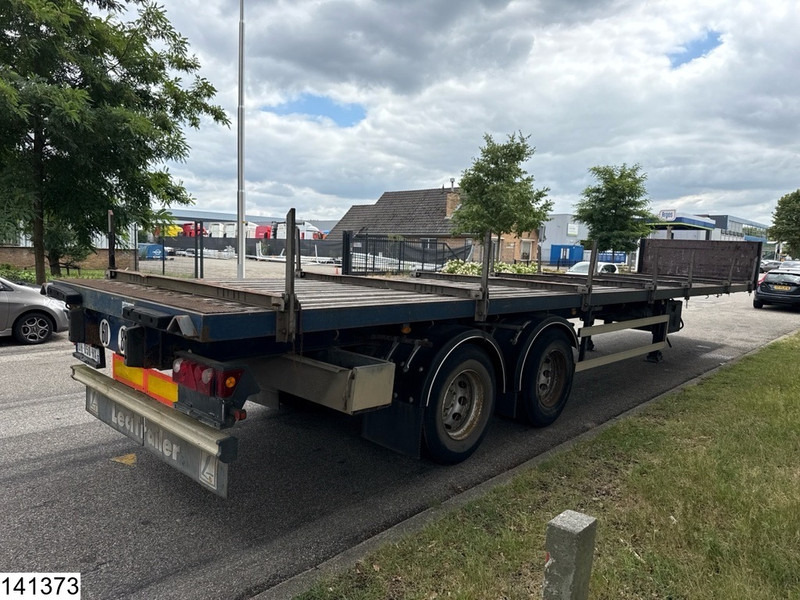 Lecitrailer open laadbak - Platós félpótkocsi: 3 kép. Lecitrailer open laadbak - Platós félpótkocsi: 3 kép.