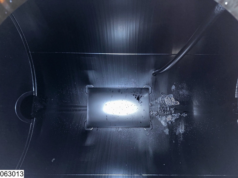 MAISONNEUVE Bitum 30957 Liter, 1 Compartment - Tartályos félpótkocsi: 5 kép. MAISONNEUVE Bitum 30957 Liter, 1 Compartment - Tartályos félpótkocsi: 5 kép.