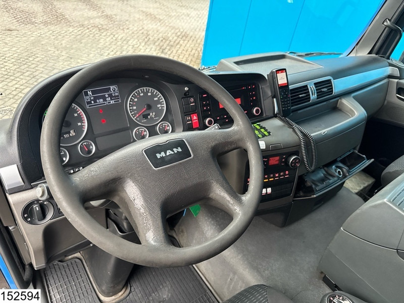 MAN TGS 26 320 6x2, EURO 5, ADR, 18.900 Liter, 5 Comp - Tartályos teherautó: 5 kép. MAN TGS 26 320 6x2, EURO 5, ADR, 18.900 Liter, 5 Comp - Tartályos teherautó: 5 kép.