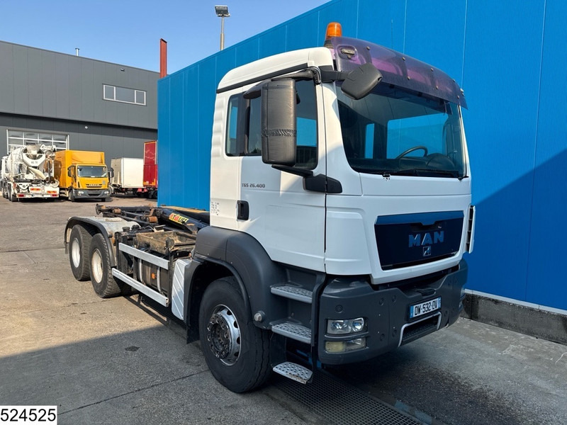 MAN TGS 26 400 6x4, EURO 4, HYVALIFT, Leaf suspension - Horgos rakodó teherautó: 3 kép. MAN TGS 26 400 6x4, EURO 4, HYVALIFT, Leaf suspension - Horgos rakodó teherautó: 3 kép.