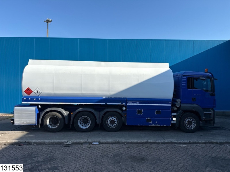 MAN TGS 39 360 8x2, FUEL, 31300 Liter, 4 Comp - Tartályos teherautó: 5 kép. MAN TGS 39 360 8x2, FUEL, 31300 Liter, 4 Comp - Tartályos teherautó: 5 kép.