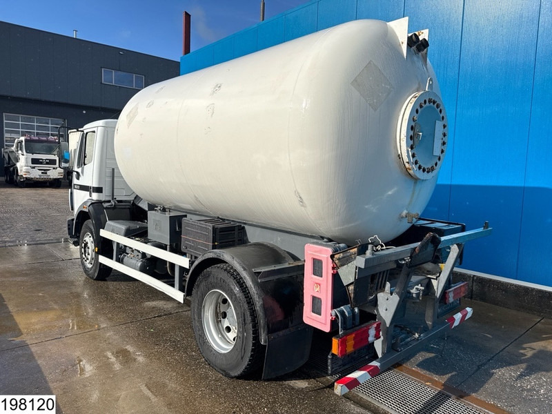 Mercedes-Benz 1820 15375 Liter, LPG GPL, Gastank, Steel suspension - Tartályos teherautó: 4 kép. Mercedes-Benz 1820 15375 Liter, LPG GPL, Gastank, Steel suspension - Tartályos teherautó: 4 kép.