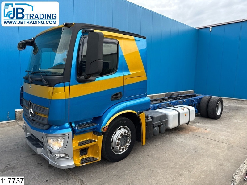 Mercedes-Benz Actros 1843 EURO 6, Hydrauliek - Alvaz teherautó: 1 kép. Mercedes-Benz Actros 1843 EURO 6, Hydrauliek - Alvaz teherautó: 1 kép.