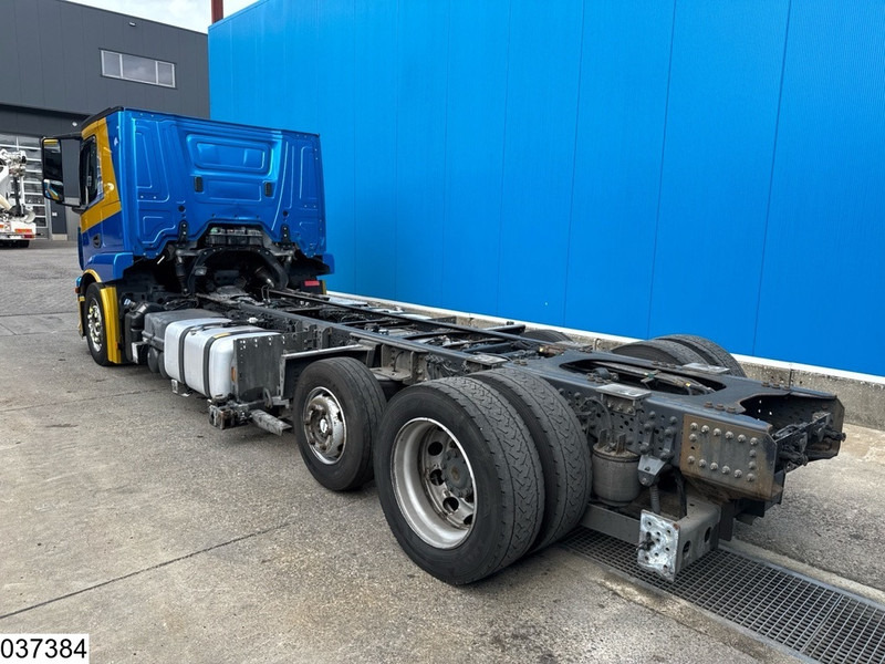 Mercedes-Benz Actros 2443 EURO 6, Hydraulic - Alvaz teherautó: 4 kép. Mercedes-Benz Actros 2443 EURO 6, Hydraulic - Alvaz teherautó: 4 kép.