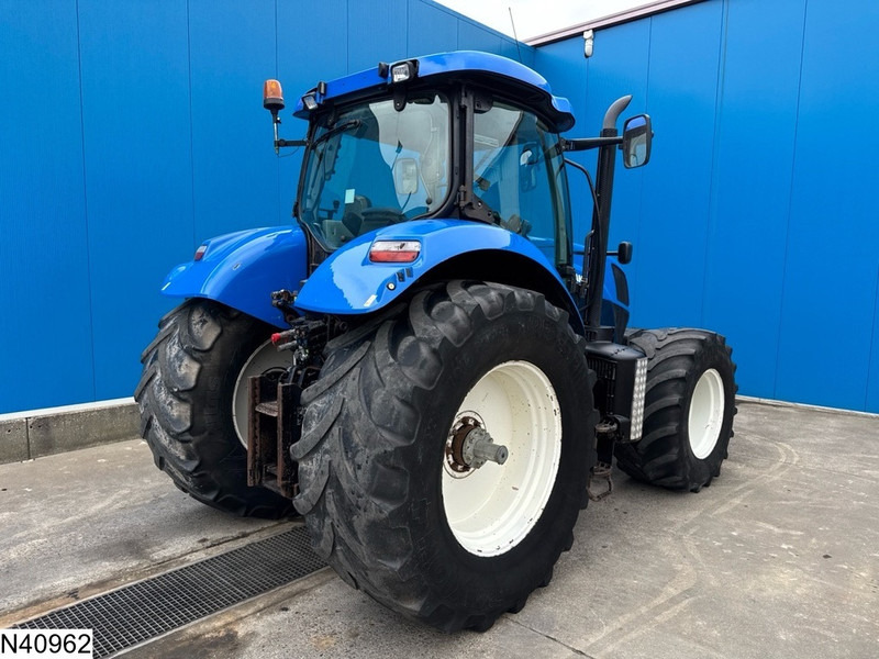 New Holland T 7.210 T7.210 - Traktor: 2 kép. New Holland T 7.210 T7.210 - Traktor: 2 kép.