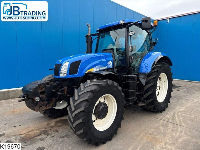 New Holland T6080 - Traktor: 1 kép. New Holland T6080 - Traktor: 1 kép.