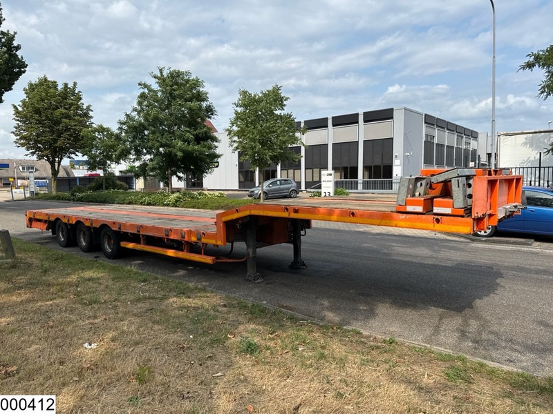 Nooteboom Lowbed 60.000 KG, Twistlocks, Extandable, 18 Mtr - Félpótkocsi mélybölcsős: 5 kép. Nooteboom Lowbed 60.000 KG, Twistlocks, Extandable, 18 Mtr - Félpótkocsi mélybölcsős: 5 kép.