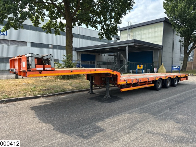 Nooteboom Lowbed 60.000 KG, Twistlocks, Extandable, 18 Mtr - Félpótkocsi mélybölcsős: 2 kép. Nooteboom Lowbed 60.000 KG, Twistlocks, Extandable, 18 Mtr - Félpótkocsi mélybölcsős: 2 kép.