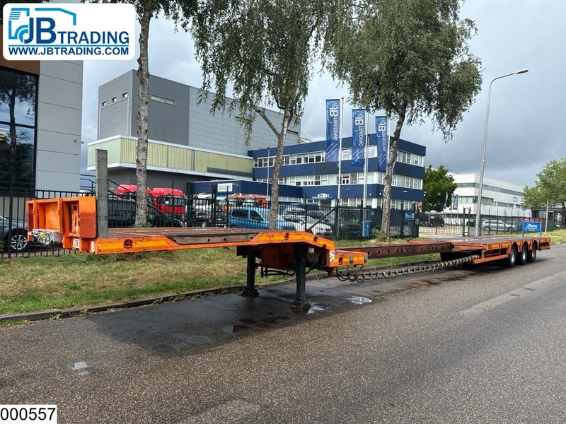 Nooteboom Lowbed 60.000 KG, Twistlocks, Extandable, 20 Mtr - Félpótkocsi mélybölcsős: 1 kép. Nooteboom Lowbed 60.000 KG, Twistlocks, Extandable, 20 Mtr - Félpótkocsi mélybölcsős: 1 kép.