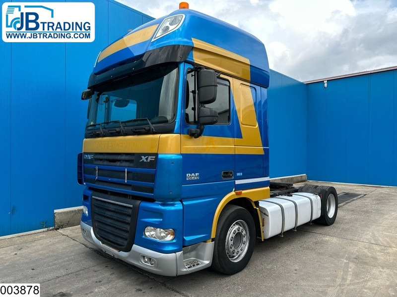 DAF 105 XF 410 EURO 5, PTO - Nyergesvontató: 1 kép. DAF 105 XF 410 EURO 5, PTO - Nyergesvontató: 1 kép.