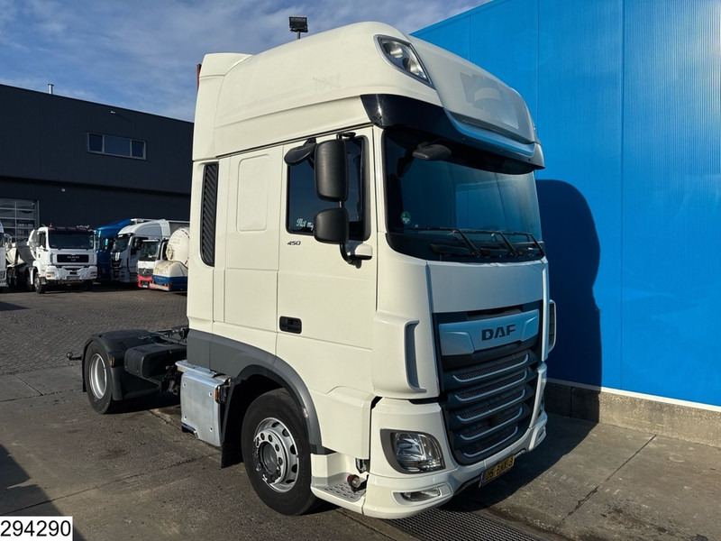 DAF XF 450 EURO 6d, ACC - Nyergesvontató: 3 kép. DAF XF 450 EURO 6d, ACC - Nyergesvontató: 3 kép.