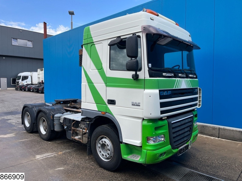 DAF XF 460 6x4, EURO 5, Manual, Retarder, Hydrauliek - Nyergesvontató: 2 kép. DAF XF 460 6x4, EURO 5, Manual, Retarder, Hydrauliek - Nyergesvontató: 2 kép.