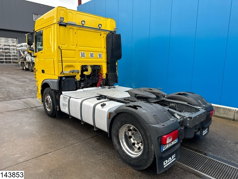 DAF XF 460 EURO 6, Retarder, ACC - Nyergesvontató: 4 kép. DAF XF 460 EURO 6, Retarder, ACC - Nyergesvontató: 4 kép.