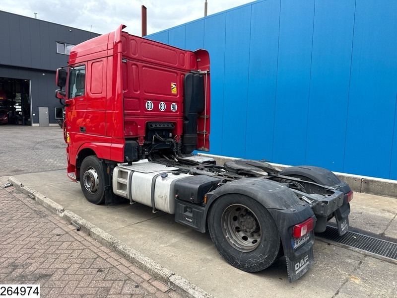 DAF XF 480 EURO 6, Retarder, PTO, Standairco, defects - Nyergesvontató: 4 kép. DAF XF 480 EURO 6, Retarder, PTO, Standairco, defects - Nyergesvontató: 4 kép.