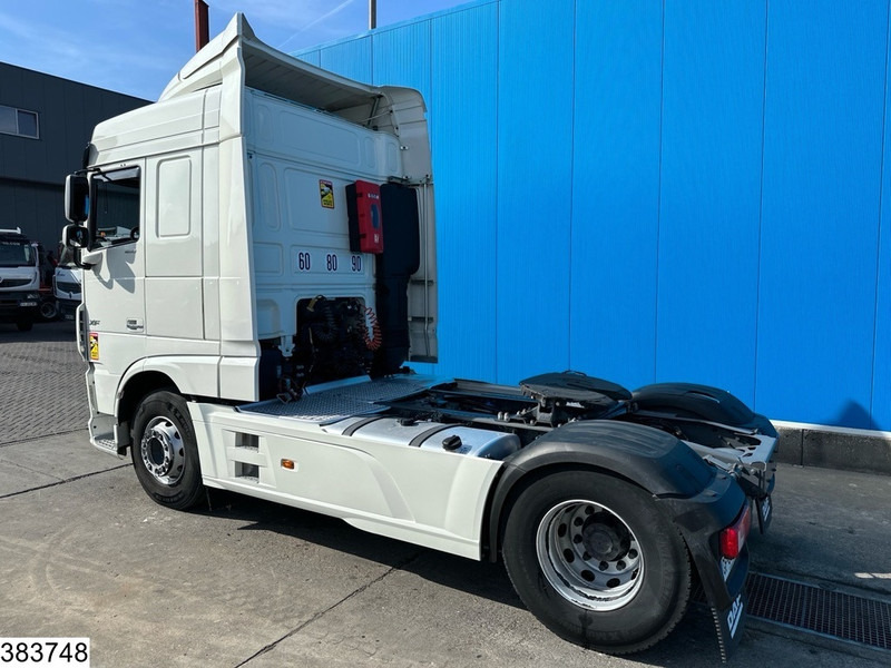 DAF XF 480 EURO 6, Retarder, Standairco - Nyergesvontató: 4 kép. DAF XF 480 EURO 6, Retarder, Standairco - Nyergesvontató: 4 kép.